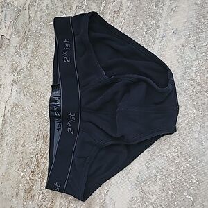 2xist Brief